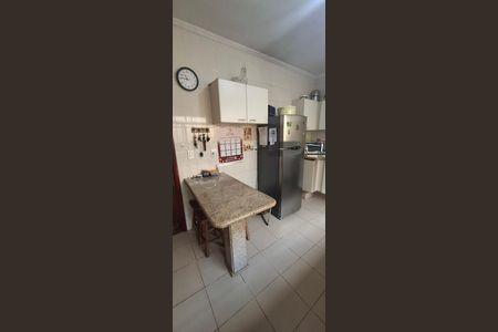 Casa para alugar com 150m², 3 quartos e 3 vagasCozinha