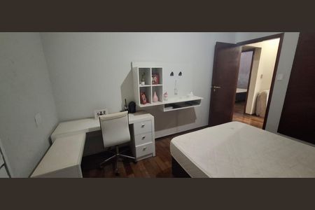 Casa para alugar com 150m², 3 quartos e 3 vagasQuarto 2