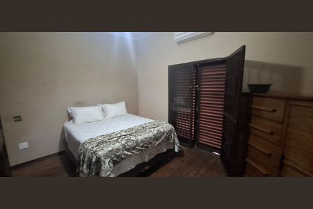 Casa para alugar com 150m², 3 quartos e 3 vagasSuíte