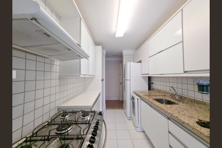 Apartamento para alugar com 103m², 2 quartos e 1 vaga