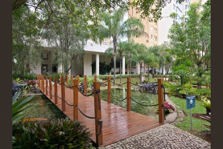 Apartamento para alugar com 103m², 2 quartos e 1 vaga