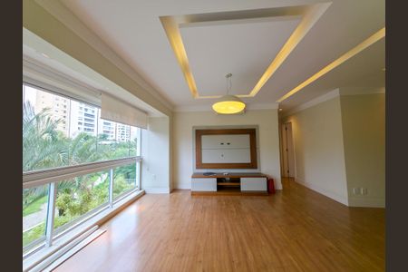 Apartamento para alugar com 103m², 2 quartos e 1 vaga