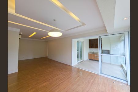 Apartamento para alugar com 103m², 2 quartos e 1 vaga