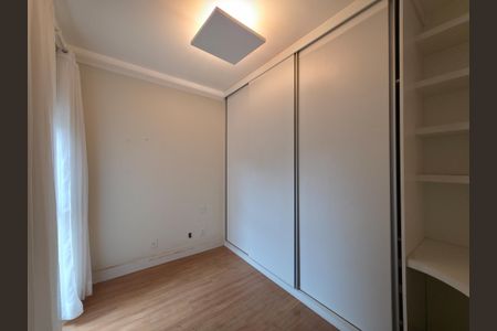 Apartamento para alugar com 103m², 2 quartos e 1 vaga