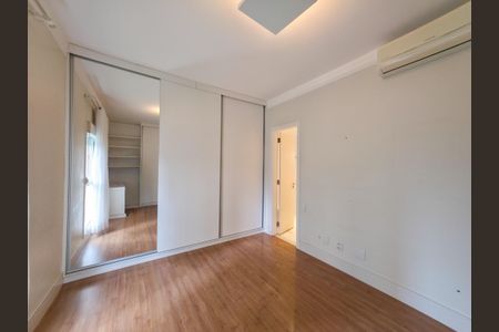 Apartamento para alugar com 103m², 2 quartos e 1 vaga