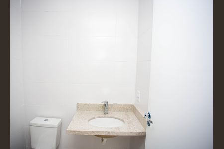 Apartamento à venda com 95m², 2 quartos e 2 vagasBanheiro da Suíte