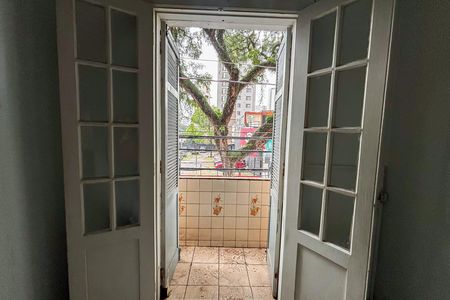 Varanda do quarto 3 de casa à venda com 3 quartos, 95m² em Pinheiros, São Paulo