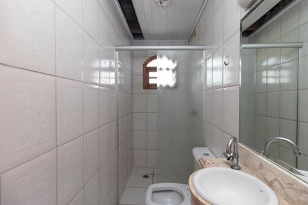 Banheiro de casa para alugar com 2 quartos, 125m² em Vila Medeiros, São Paulo