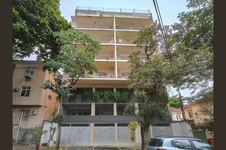 Apartamento para alugar com 61m², 1 quarto e 1 vaga Apartamento para alugar com 61m², 1 quarto e 1 vagaFachada e portaria