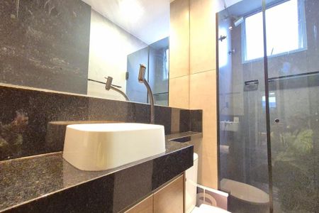 Apartamento para alugar com 45m², 2 quartos e 1 vaga Apartamento para alugar com 45m², 2 quartos e 1 vagaBanheiro