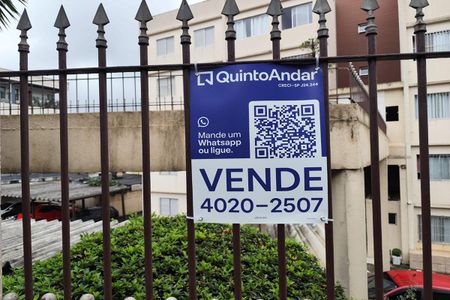 Apartamento à venda com 60m², 2 quartos e 1 vaga Apartamento à venda com 60m², 2 quartos e 1 vagaFachada