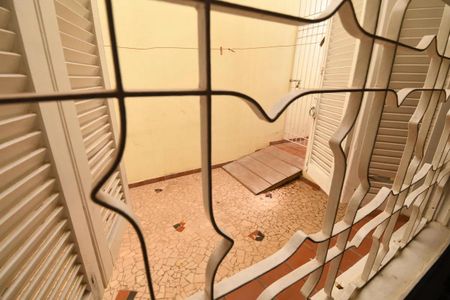Casa à venda com 230m², 3 quartos e 2 vagas Casa à venda com 230m², 3 quartos e 2 vagasVista