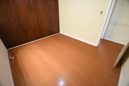Casa à venda com 230m², 3 quartos e 2 vagas Casa à venda com 230m², 3 quartos e 2 vagasQuarto