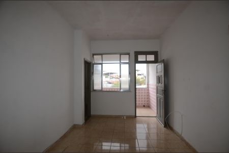 Sala  de apartamento para alugar com 2 quartos, 78m² em Marechal Hermes, Rio de Janeiro