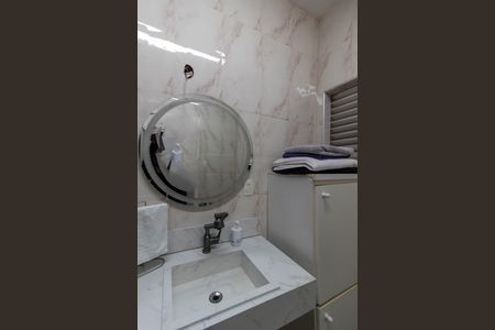 Apartamento à venda com 138m², 3 quartos e 1 vaga Apartamento à venda com 138m², 3 quartos e 1 vagaBANHEIRO