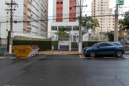 Apartamento à venda com 138m², 3 quartos e 1 vaga Apartamento à venda com 138m², 3 quartos e 1 vagaFACHADA
