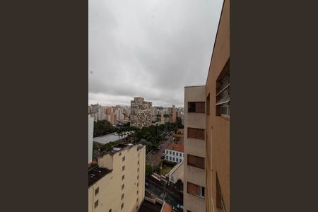 Apartamento à venda com 138m², 3 quartos e 1 vaga Apartamento à venda com 138m², 3 quartos e 1 vagaVISTA DO QUARTO DA ÁREA DE SERVIÇO