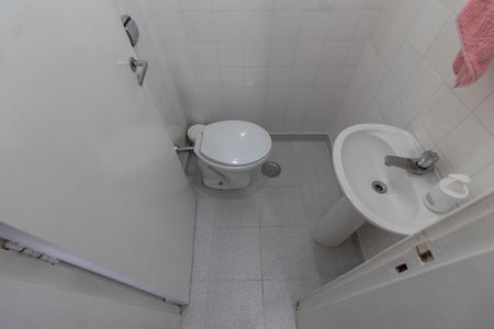 Apartamento à venda com 138m², 3 quartos e 1 vaga Apartamento à venda com 138m², 3 quartos e 1 vagaBANHEIRO DA ÁREA DE SERVIÇO