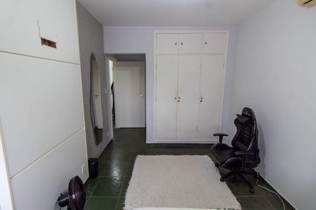Apartamento à venda com 138m², 3 quartos e 1 vaga Apartamento à venda com 138m², 3 quartos e 1 vagaQUARTO 2