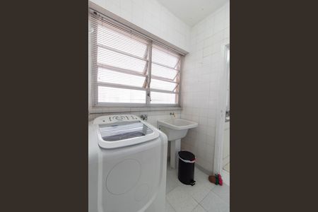 Apartamento à venda com 138m², 3 quartos e 1 vaga Apartamento à venda com 138m², 3 quartos e 1 vagaÁREA DE SERVIÇO
