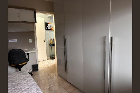Quarto de apartamento para alugar com 3 quartos, 90m² em Salgado Filho, Gravataí