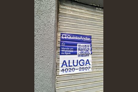 Instalação da Placa de kitnet/studio para alugar com 1 quarto, 18m² em República, São Paulo