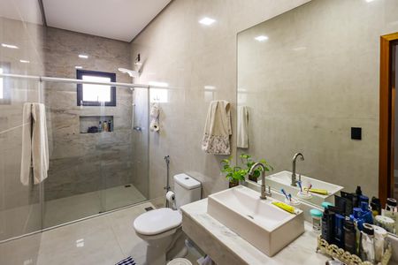 Casa de condomínio para alugar com 183m², 3 quartos e 4 vagas Casa de condomínio para alugar com 183m², 3 quartos e 4 vagasBanheiro da Suíte 1