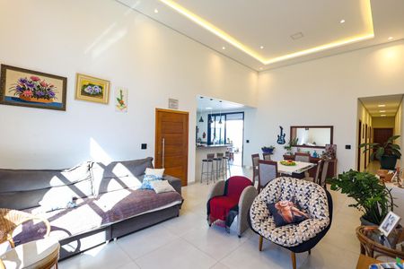 Casa de condomínio para alugar com 183m², 3 quartos e 4 vagas Casa de condomínio para alugar com 183m², 3 quartos e 4 vagasSala