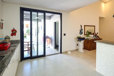 Casa de condomínio para alugar com 183m², 3 quartos e 4 vagas Casa de condomínio para alugar com 183m², 3 quartos e 4 vagasCozinha