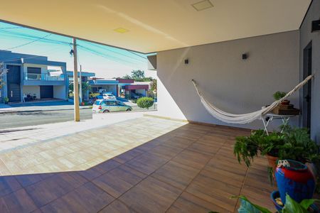 Casa de condomínio para alugar com 183m², 3 quartos e 4 vagas Casa de condomínio para alugar com 183m², 3 quartos e 4 vagasGaragem
