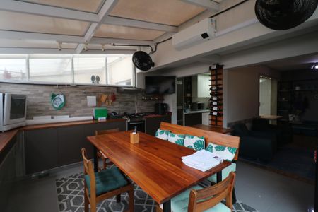 Apartamento à venda com 123m², 3 quartos e 1 vaga Apartamento à venda com 123m², 3 quartos e 1 vagaÁrea Gourmet