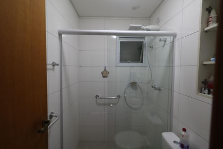 Apartamento à venda com 123m², 3 quartos e 1 vaga Apartamento à venda com 123m², 3 quartos e 1 vagaBanheiro Social