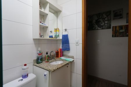Apartamento à venda com 123m², 3 quartos e 1 vaga Apartamento à venda com 123m², 3 quartos e 1 vagaBanheiro Social