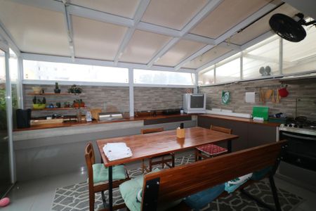 Apartamento à venda com 123m², 3 quartos e 1 vaga Apartamento à venda com 123m², 3 quartos e 1 vagaÁrea Gourmet