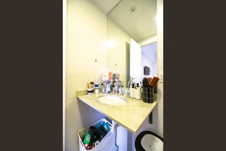 Apartamento à venda com 68m², 2 quartos e 1 vagaBanheiro da suíte