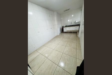 Cozinha de apartamento para alugar com 2 quartos, 92m² em Vila Romana, São Paulo