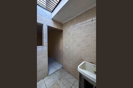 Casa para alugar com 60m², 2 quartos e 1 vaga Casa para alugar com 60m², 2 quartos e 1 vagaÁrea de serviço
