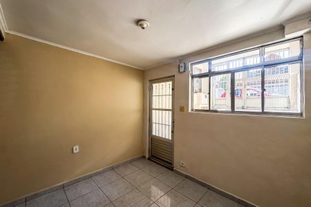 Casa para alugar com 60m², 2 quartos e 1 vaga Casa para alugar com 60m², 2 quartos e 1 vagaSala