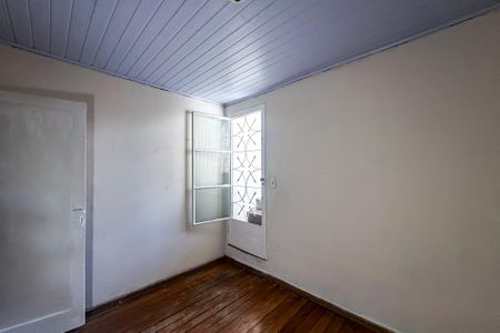 Casa para alugar com 60m², 2 quartos e 1 vaga Casa para alugar com 60m², 2 quartos e 1 vagaQuarto