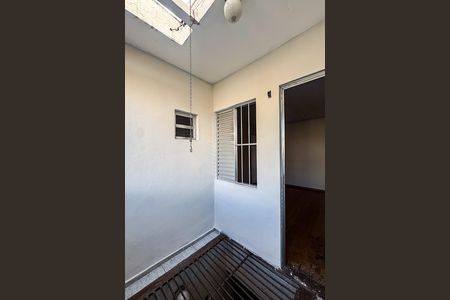 Casa para alugar com 60m², 2 quartos e 1 vaga Casa para alugar com 60m², 2 quartos e 1 vagaVaranda da Suíte