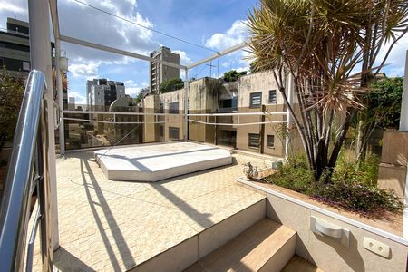 Apartamento à venda com 150m², 2 quartos e 2 vagas Apartamento à venda com 150m², 2 quartos e 2 vagasBanheiro de Hidromassagem