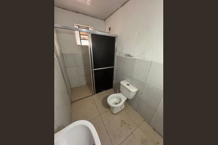 Casa à venda com 360m², 7 quartos e 4 vagas Casa à venda com 360m², 7 quartos e 4 vagasBanheiro anexo 1