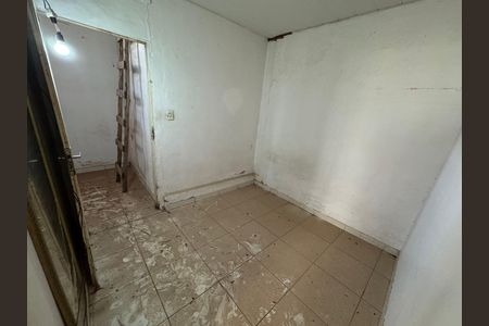 Casa à venda com 360m², 7 quartos e 4 vagas Casa à venda com 360m², 7 quartos e 4 vagasQuarto anexo 4
