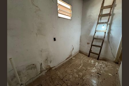 Casa à venda com 360m², 7 quartos e 4 vagas Casa à venda com 360m², 7 quartos e 4 vagasCozinha anexo 4