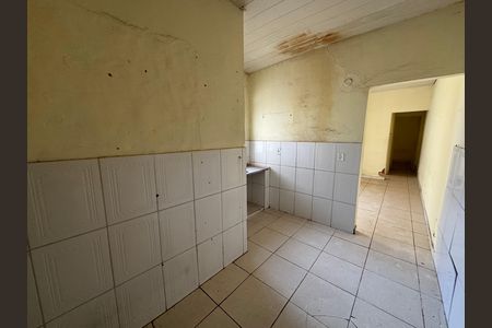 Casa à venda com 360m², 7 quartos e 4 vagas Casa à venda com 360m², 7 quartos e 4 vagasCozinha anexo 3