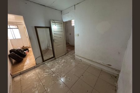 Casa à venda com 360m², 7 quartos e 4 vagas Casa à venda com 360m², 7 quartos e 4 vagasQuarto anexo 4