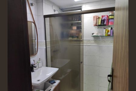 Apartamento à venda com 65m², 2 quartos e 1 vaga Apartamento à venda com 65m², 2 quartos e 1 vagaBanheiro