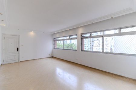 Apartamento à venda com 134m², 3 quartos e 1 vaga Apartamento à venda com 134m², 3 quartos e 1 vagaSala