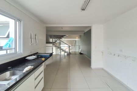 Casa para alugar com 270m², 3 quartos e 6 vagas Casa para alugar com 270m², 3 quartos e 6 vagasCozinha