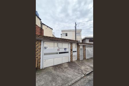 Casa para alugar com 270m², 3 quartos e 6 vagas Casa para alugar com 270m², 3 quartos e 6 vagasfachada